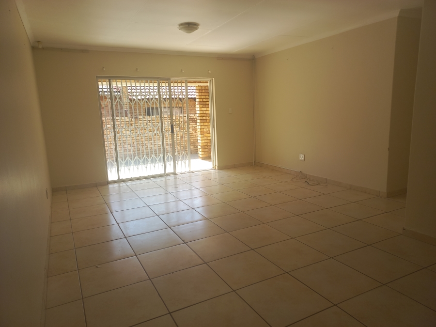 To Let 3 Bedroom Property for Rent in Meiringspark North West